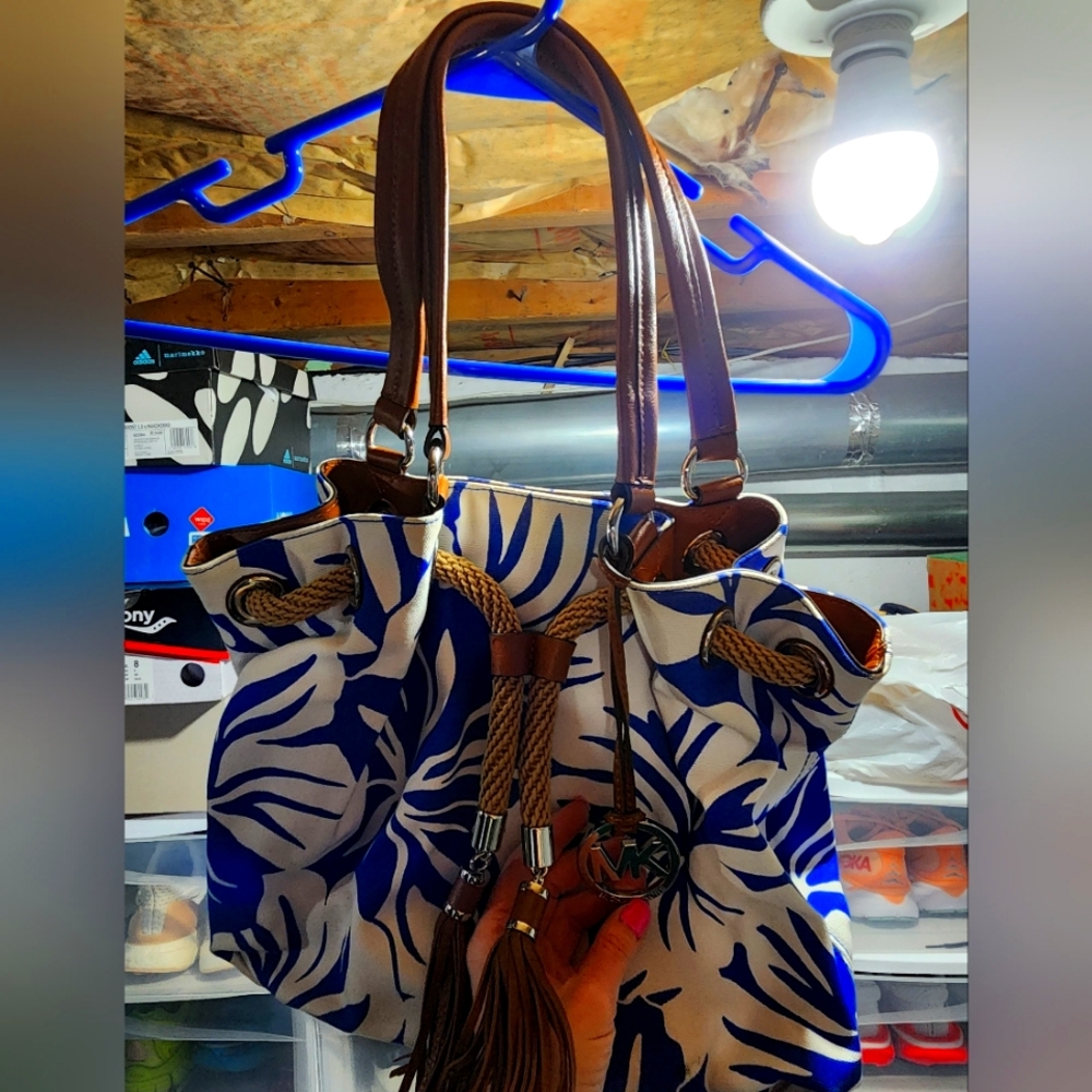 Michael Kors purse
